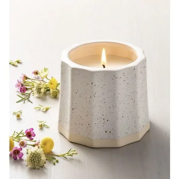 Hearth & Hand with Magnolia 11oz Fluted Speckled Ceramic Candle - Picture 1 of 4